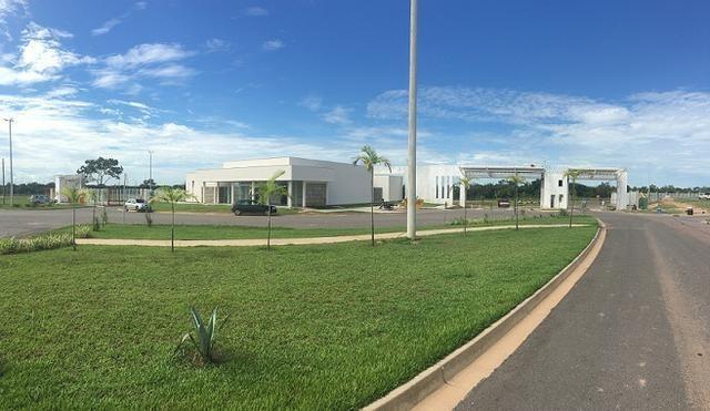 Terreno Florais Itália com 458,79m² Jardim Itália condomínio fechado - Foto 16
