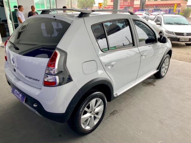 SANDERO STEPWAY Hi-Flex 1.6 16V 5p - Foto 3