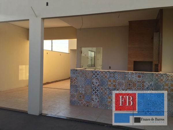 Casa com 3 quartos - Bairro Jardim Residencial Sunflower em Rondonópolis