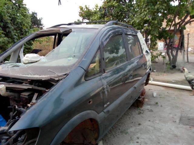 Zafira vendendo peças - Foto 4
