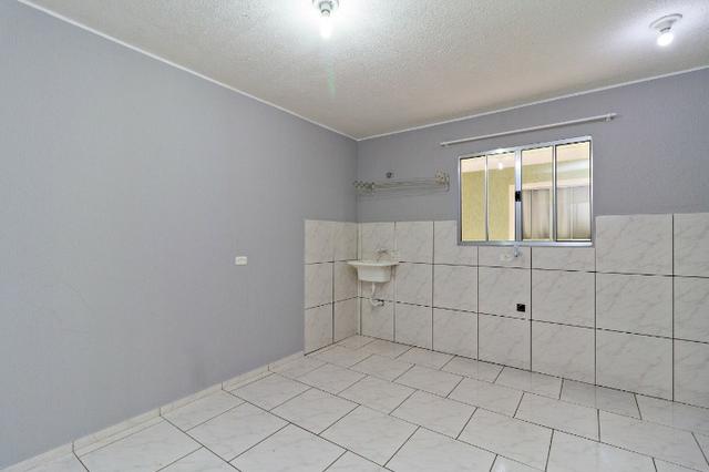 Apartamento ótimo, próximo ao terminal pinheirinho em frente ao mercado condor - Foto 14