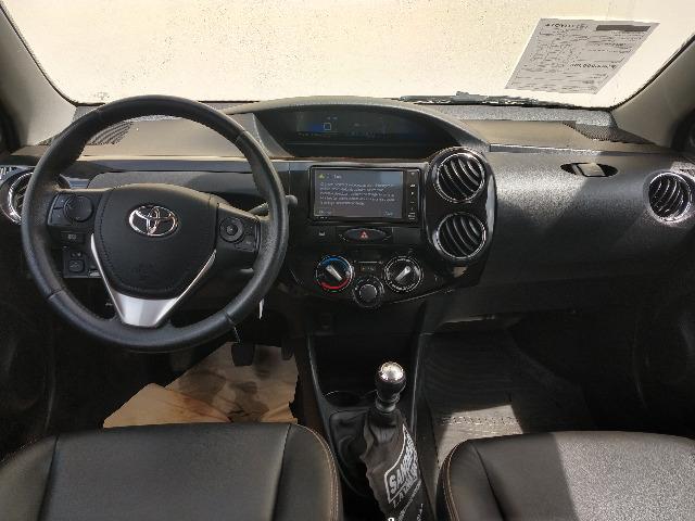 Etios hb Cross 1.5 - Foto 10