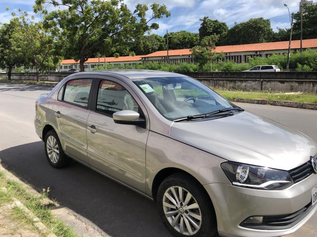 Vw novo Voyage 1.6 completo EXTRA ÚNICA DONA - Foto 2