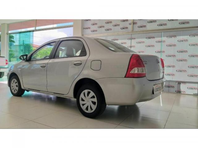 Toyota ETIOS XS 1.5 Flex 16V 5p Aut. - Foto 8