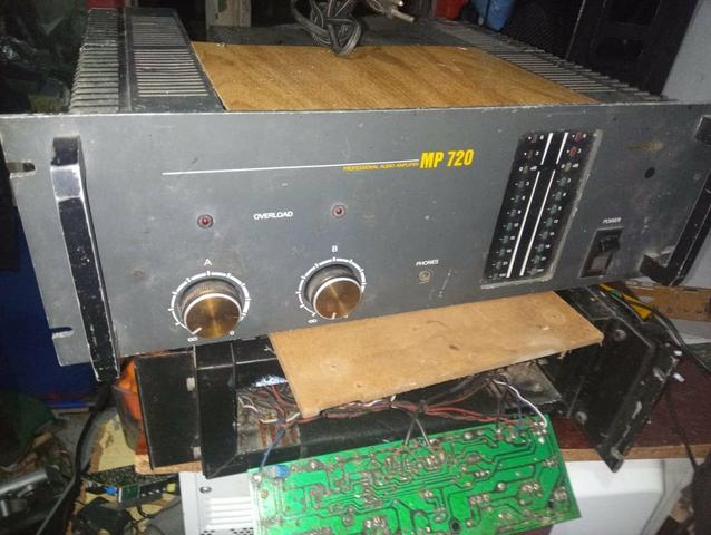 Amplificador Profissional Staner MP720 - Foto 2