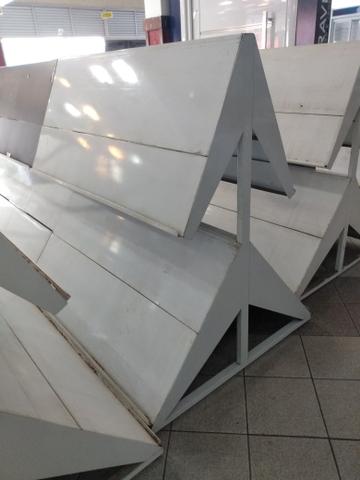 Gôndolas para exposição de pisos - Foto 2