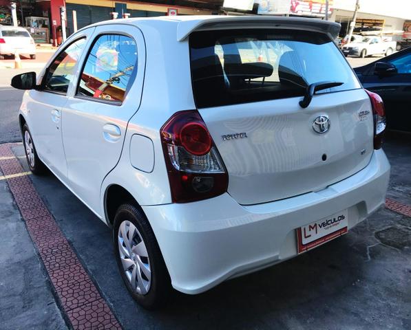 Etios X 1.3 Okm - Foto 5