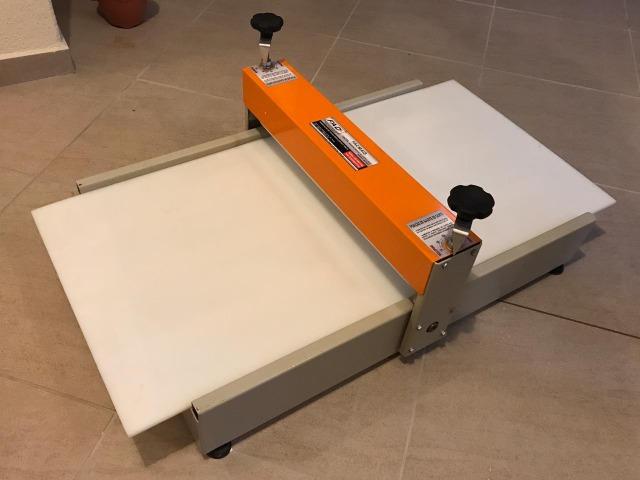 Máquina e corte e vinco - Foto 3