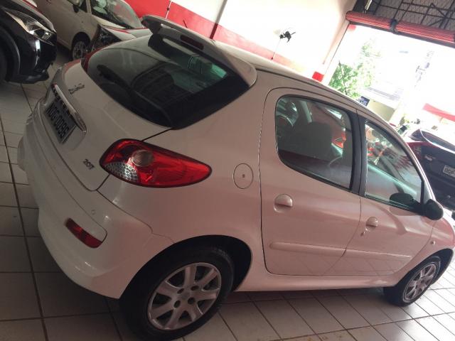 Peugeot 207 XR 1.4 Flex 8V 5P - Foto 4