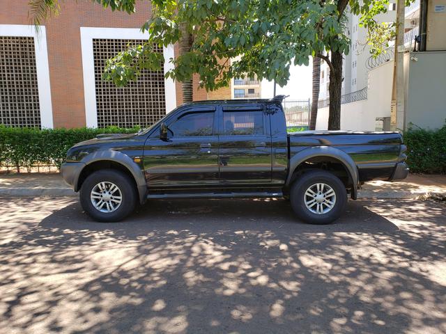 L200 Outdoor Diesel 4x4 - Foto 7