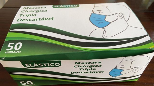 Máscara cirúrgica tecido triplo