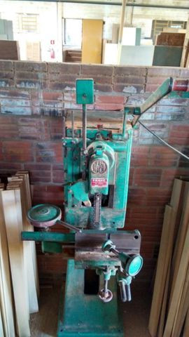 Furadeira de Corrente - Famac - Marcenaria - Foto 2