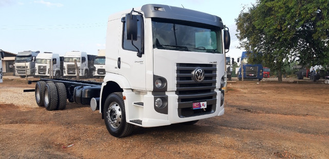 VOLKSWAGEN VW 24280 CABINE LEITO TETO BAIXO NO CHASSIS TRUCK 6X2