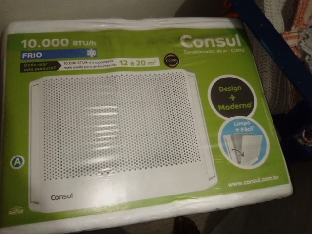 Vendo ar condicionado 1000 Btus nunca usado na caixa 