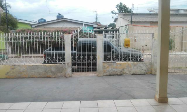 Excelente oportunidade. Casa na Isaura Parente próximo ao supermercado Araujo - Foto 2