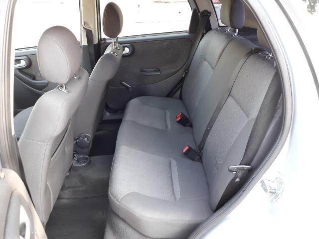 GM-Corsa Hatch 09 Premium 1.4 Flex, Troco e Financio - Foto 12
