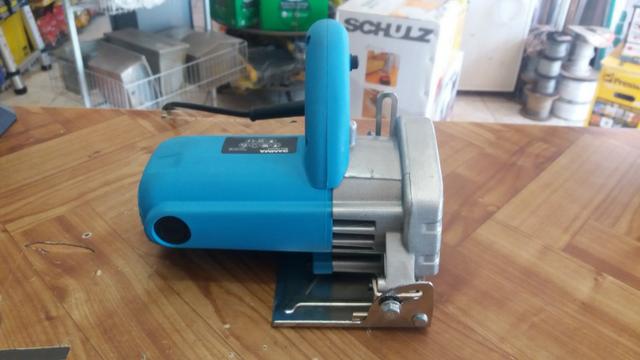 Serra marmore gamma 1240w R$150,00 a vista novo sem uso com garantia
