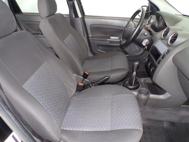 FORD FIESTA 2006/2007 1.6 MPI SEDAN 8V FLEX 4P MANUAL - Foto 8