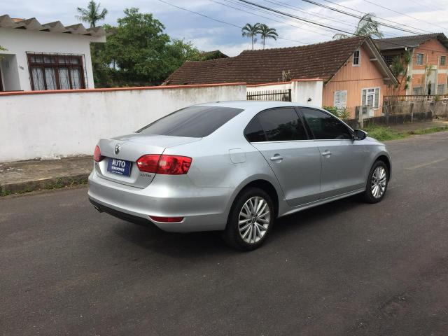 Jetta 2011 2.0 TSI - Foto 4