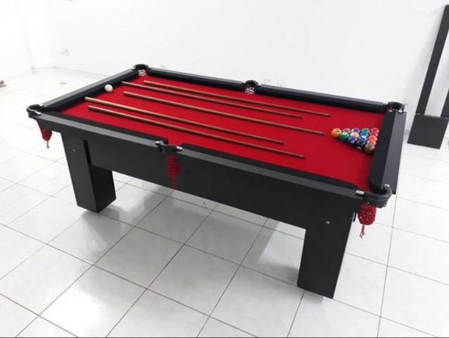 Mesa de Redes Tecido Vermelho Bordas Pretas e Cor Preta Modelo PHJ2132