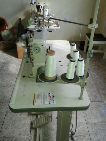 Máquina de Costura Galoneira Yamata - Foto 4