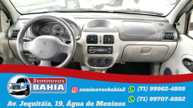 Renault Clio Sedan Authentique 1.0 Manual Gasolina 2004 - Foto 6