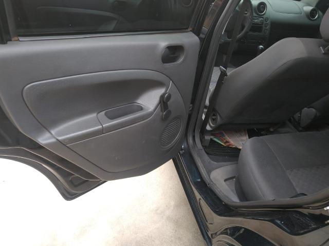 Ford Fiesta Flex 1.0 - 2007 - Foto 12