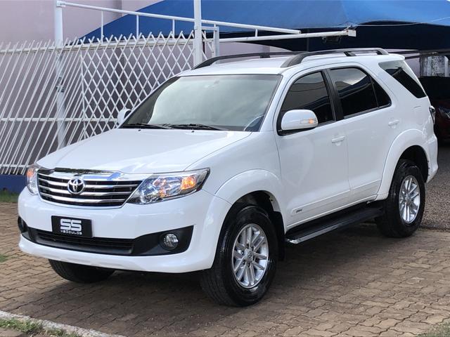 Hilux Sw4 2.7 Flex 4x2 2014