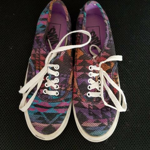 Tênis vans original tamanho 34/35