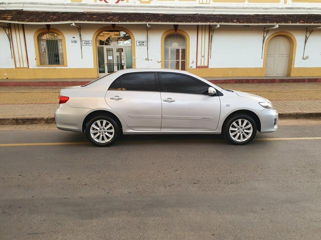 Corolla Altis 2.0 Automático - Foto 8