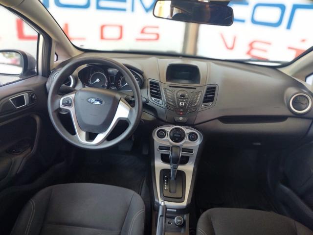 Fiesta Sedan 1.6 Automático 2014 / 2015 - Foto 13