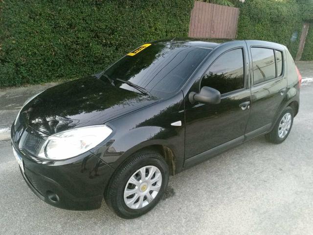 Sandero Gnv Completo KM Baixo ipva 2020 Pago Super NOVO!!