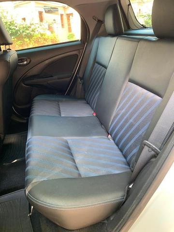 Etios 1.5 xs 2016 mt - Foto 17