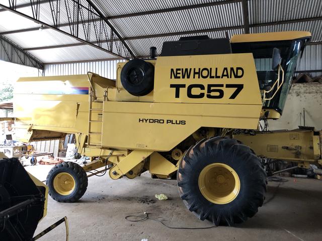 Colheitadeira new holland TC 57 - Foto 4