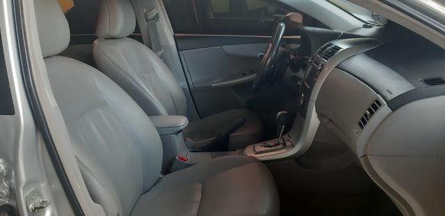 Toyota corolla xei aut 2013/2014 facilitamos sua entrada no cartao de credito - Foto 10