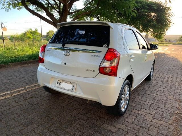 Etios 1.5 XLS - Foto 10