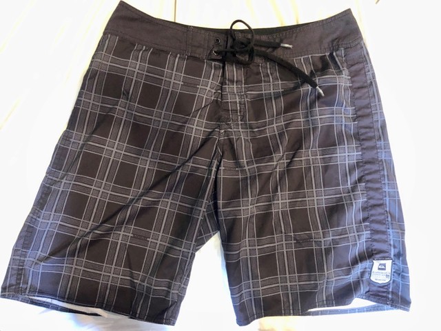 Shorts (bermudas) de praia (Osklen/ QuickSilver/ Wollner)