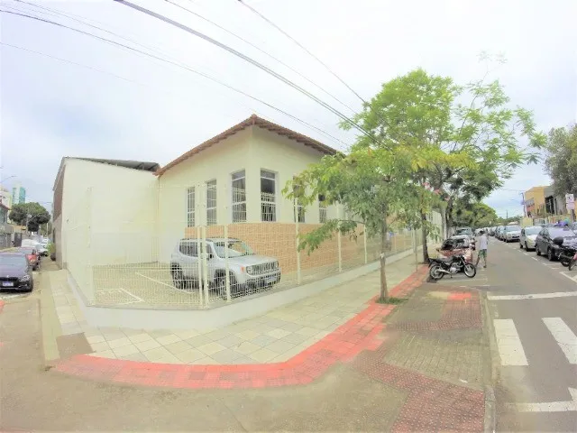 Alugo Imóvel Comercial no coração da Praia do Canto com 313m² - R$ 40.000,00