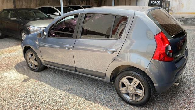 Sandero Vibe Hi-Flex 1.6 8V 5p - Foto 3