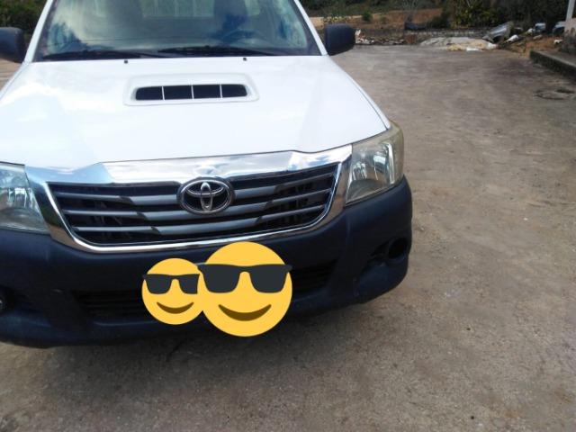 Hilux CS 2014 com Ar Condicionado - Foto 2