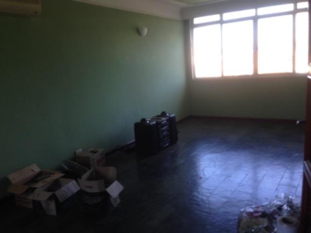 Casa alugo jardim dos Estados esquina - Foto 9