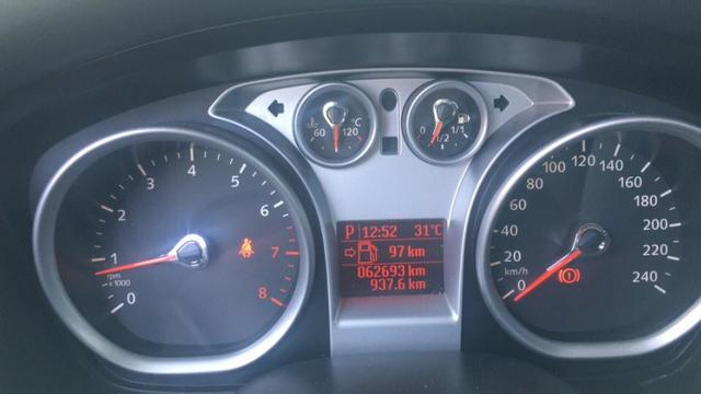 Focus 2013 automatico muito novo com 62000km sem detalhes procurar Martins * - Foto 4