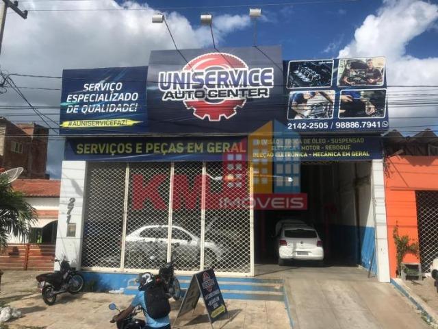 Vende-se Prédio Comercial em Ótima Localização - KM IMÓVEIS