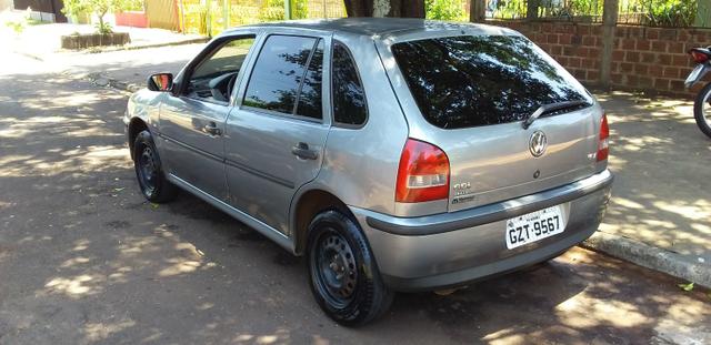 Vendo ou troco por gol g5 ou voyage g5 ambos motor 1.6