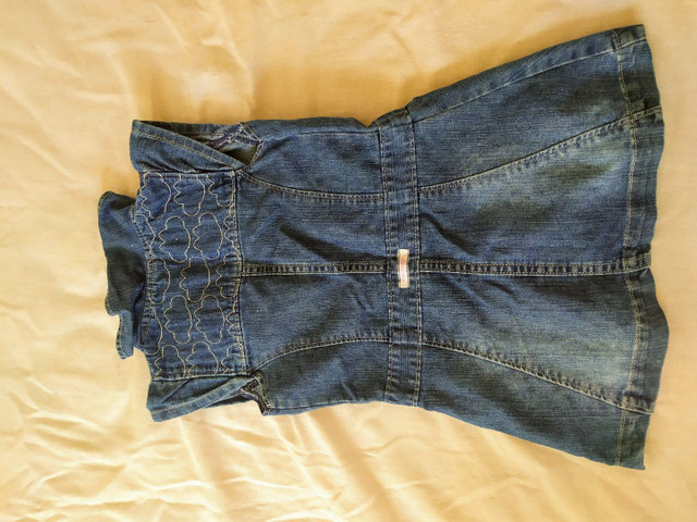 roupas sem marca