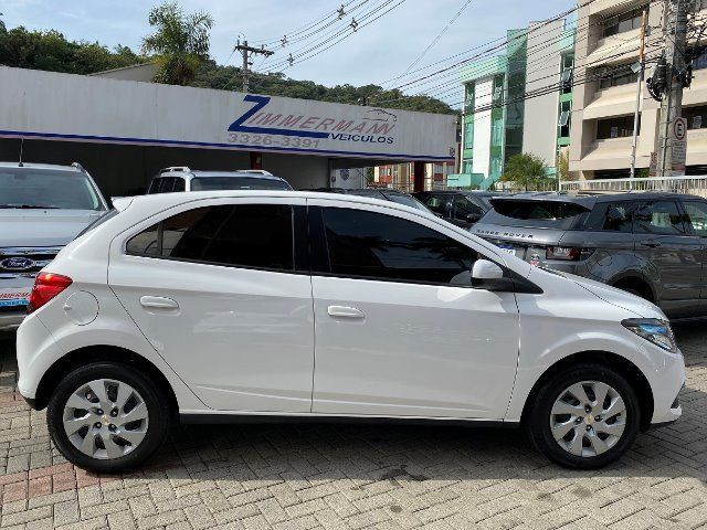 Onix LT 1.4 Aut. 2014 Completo Unico Dono - Foto 11
