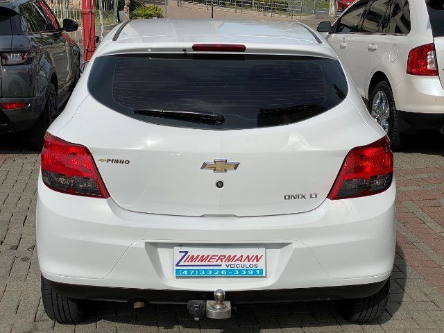 Onix LT 1.4 Aut. 2014 Completo Unico Dono - Foto 9