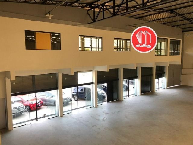 Galpão na Avenida Silves + Todo Reformado + 2.100 M²