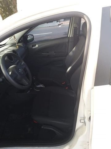 Gol G6 (novo) / Volkswagen / 1.0 / Flex / 04 Portas / Manual / 2015 - Foto 17