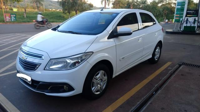 Gm chevrolet - onix lt 1.0 2014